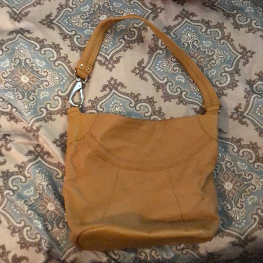 2 Purses - Picture 4 of 7
